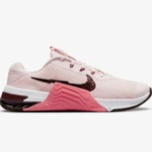 WOMEN'S NIKE METCON 7 Size 8.5